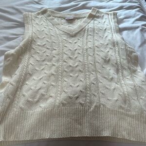Lularoe Nadia Elegant Cream Cable Knit Sweater Vest M